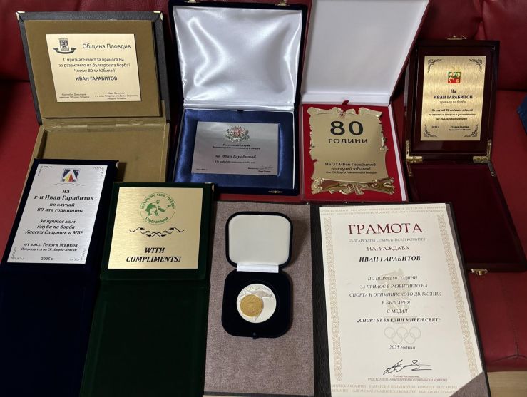 8. Иван Гарабитов получи 7 награди.jpg